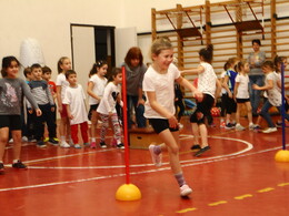 Iskolavárás játékkal, sporttal, fotó: Bakonyi Erzsébet