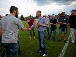 Győztes ünnep a Bányász-stadionban, fotó: Gergely Szilárd