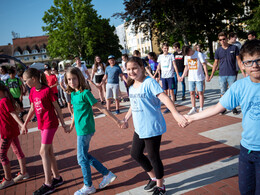 Néptánc flashmob az Erzsébet téren, fotó: Gergely Szilárd