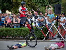 Kerékpáros látványbemutatókkal folytatódott a Giro-váró fesztivál, fotó: Gergely Szilárd