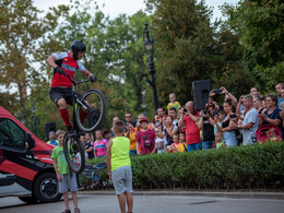 Kerékpáros látványbemutatókkal folytatódott a Giro-váró fesztivál, fotó: Gergely Szilárd