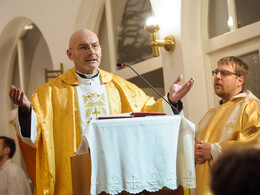 Éjféli mise a Felsőtemplomban, fotó: Gergely Szilárd