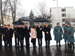 Főhajtás a kommunizmus áldozatai előtt , fotó: Bakonyi Erzsébet