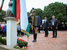 Emlékműsor az aradi vértanúk tiszteletére