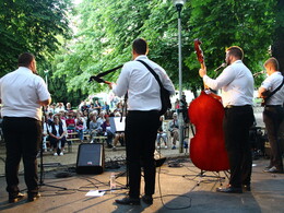 Búcsúkoncert a gesztenyefák alatt, fotó: Bakonyi Erzsébet