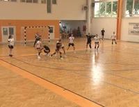 kézi