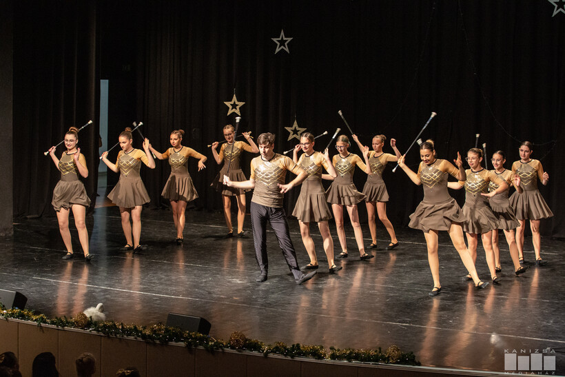 SWANS Balett és Tánciskola