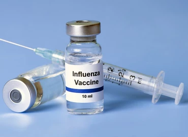 Influenza - 1,3 millió oltóanyag áll a legveszélyeztetettebbek rendelkezésére