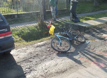 Elesett a kerékpárral, súlyos sérülést szenvedett 