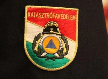 Árokba hajtott egy autó Galambok közelében