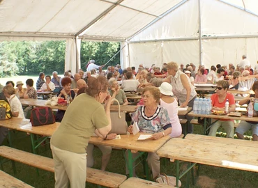 Idén is megrendezik az Idősek Majálisát