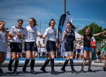 Edzőtáborról edzőtáborra