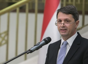 Cseresnyés: a Magyar falu programban útfelújításokra 50 milliárd forint áll rendelkezésre