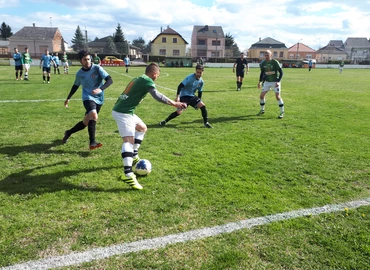 Maradtak és Mutterral futhatnak neki