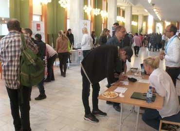 Karriernapot és állásbörzét tartottak a HSMK-ban