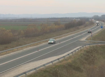 Autópálya lesz az M70-es út