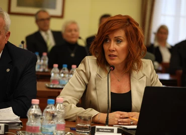 Bata Hajnalka első felszólalása
