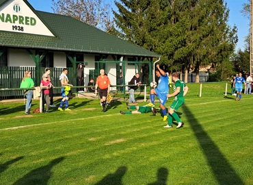 Nagy küzdelem, majd egy-egy pont mindkét fél számára Tótszentmártonban