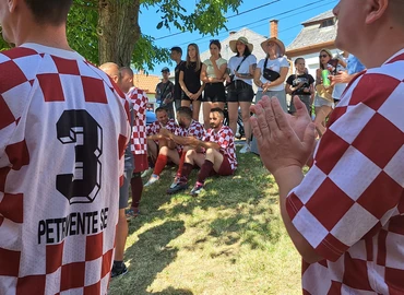 A futball szeretete örök Petriventén is