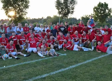 Becsehelyen is bajnokcsapatot köszönthettek 