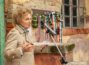 Klebelsberg Kunó emléktábla