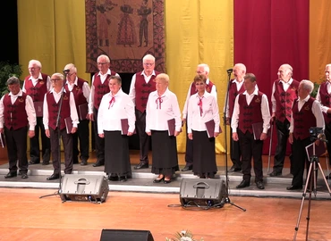Tüttő János Nótaklub