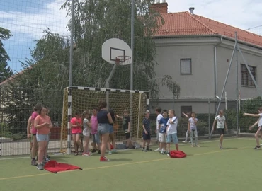 Elindultak a Napközi Erzsébet-táborok