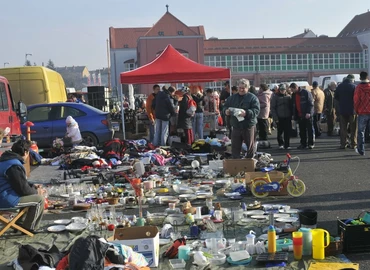 Régészeti leleteket foglaltak le rendőrök a kanizsai bolhapiacon