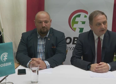 Jobbik: Az önkormányzatok helyzetéről és az iskolaőrségről