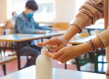 Tanévkezdés/Koronavírus - Véget ért a vakáció, ma elindul a 2020/21-es tanév 