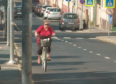 Ősszel is biciklivel