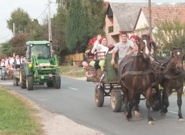 Szüreti felvonulás Alsórajkon