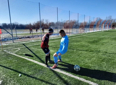 Hat gól a metsző hidegben