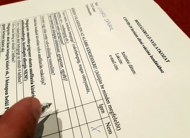 Nyomtassa ki, töltse ki és vigye magával mindenki az oltásra a hozzájáruló nyilatkozatot!