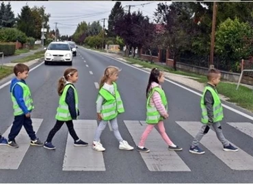 Balesetmegelőzési ellenőrzést tart a rendőrség a gyalogosok védelmében