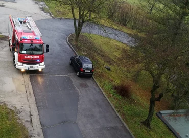 A kanizsai Nagyváthy utcában segítettek a lánglovagok