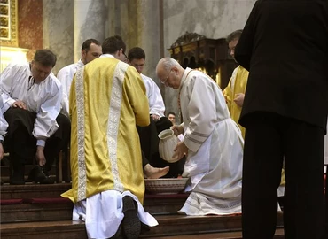 Erdő Péter: az utolsó vacsora értelmezi Krisztus megváltó halálának titkát