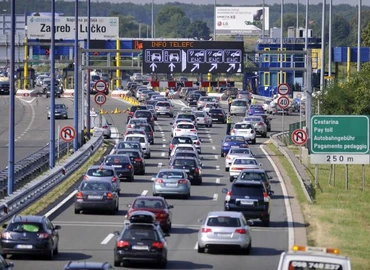 Horvátországban a turisztikai szezonon kívüli autópályadíjak léptek érvénybe 