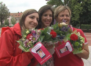 Virágot egy mosolyért