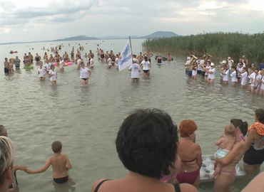 Fúvószene a Balatonban – A kanizsai együttes ezúttal is sikert aratott Máriafürdőn