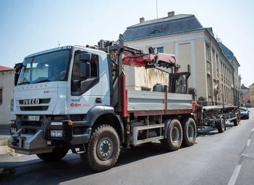 Indulnak a nagyobb útfelújítások Kanizsán