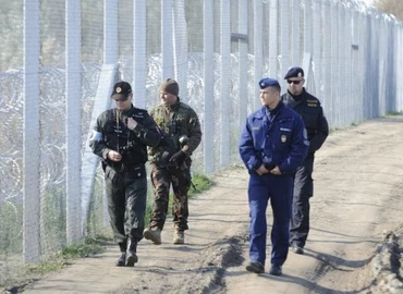 Illegális bevándorlás - Bakondi: Magyarország mindent megtesz a kötelező kvóták bevezetése ellen