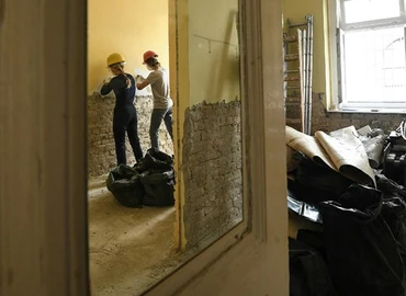 Építkezik, felújít: Zala vármegyében már csak 2 hónapot kell várni egy szakemberre