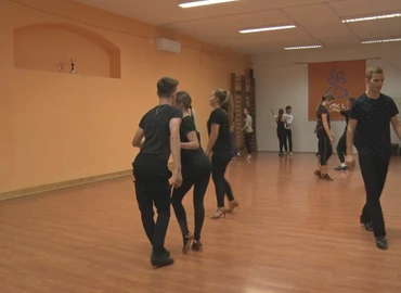 Remekeltek az Eraklin Táncklub Egyesület táncosai a XVII. Forma Kupa D Országos Bajnokságon