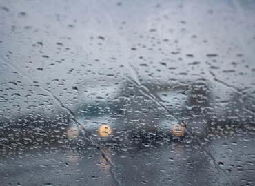 ZMRFK: Biztonságosan az esős utakon