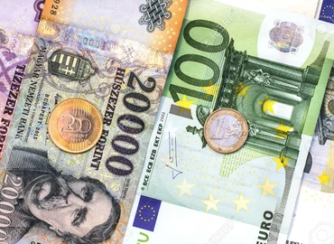 Gyengült a forint, történelmi mélypontok (Frissítés: elérte a 400 forintot az euró árfolyama)