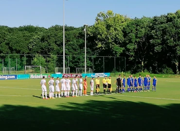 Nagy fölény az első félidőben