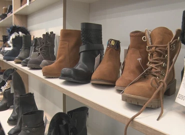 Egyre nagyobb népszerűségnek örvendenek a használt ruhák 