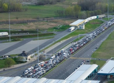 Többórás várakozás a letenyei határátkelőknél 