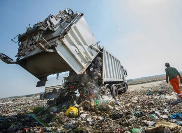 Júliustól az állam helyett magánvállalat, a MOHU MOL Zrt. végzi a hulladékgazdálkodást